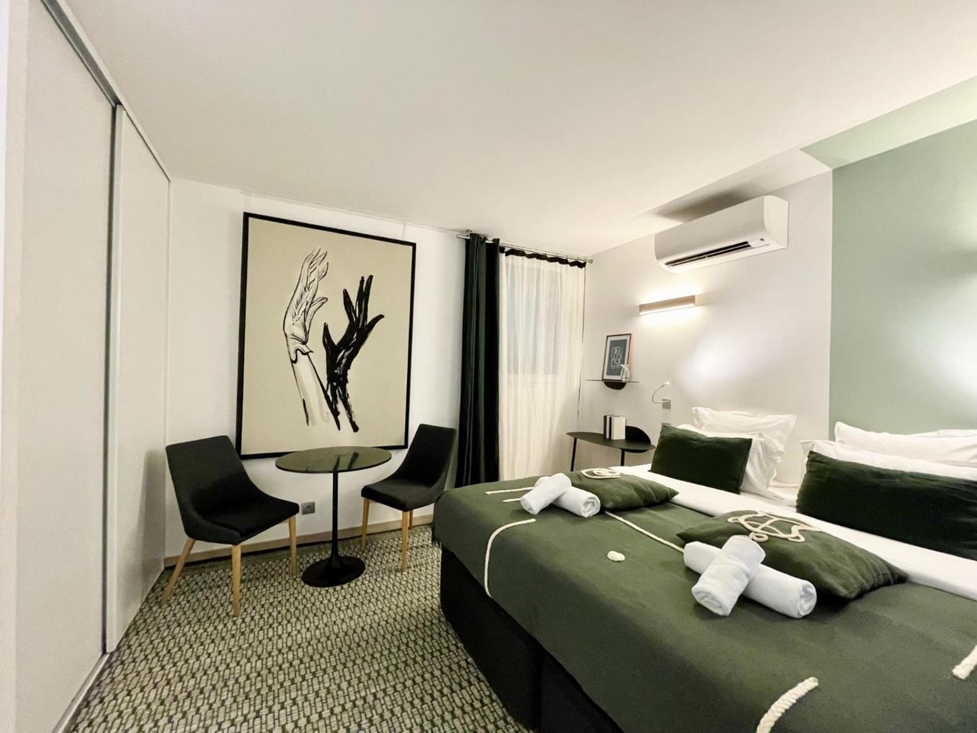 Apartment Parisian L Montmartre