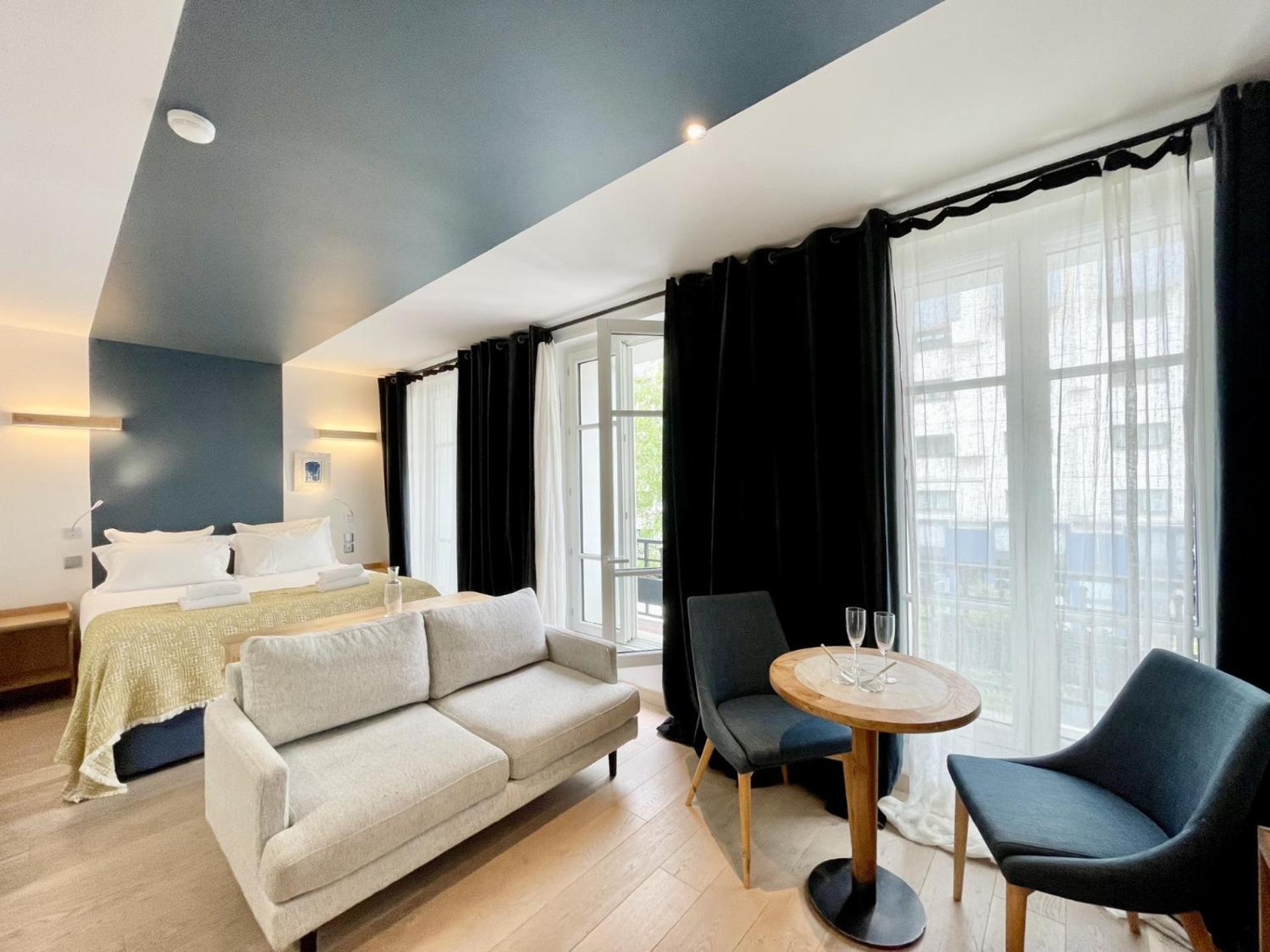 Apartment Parisian L Montmartre Paris