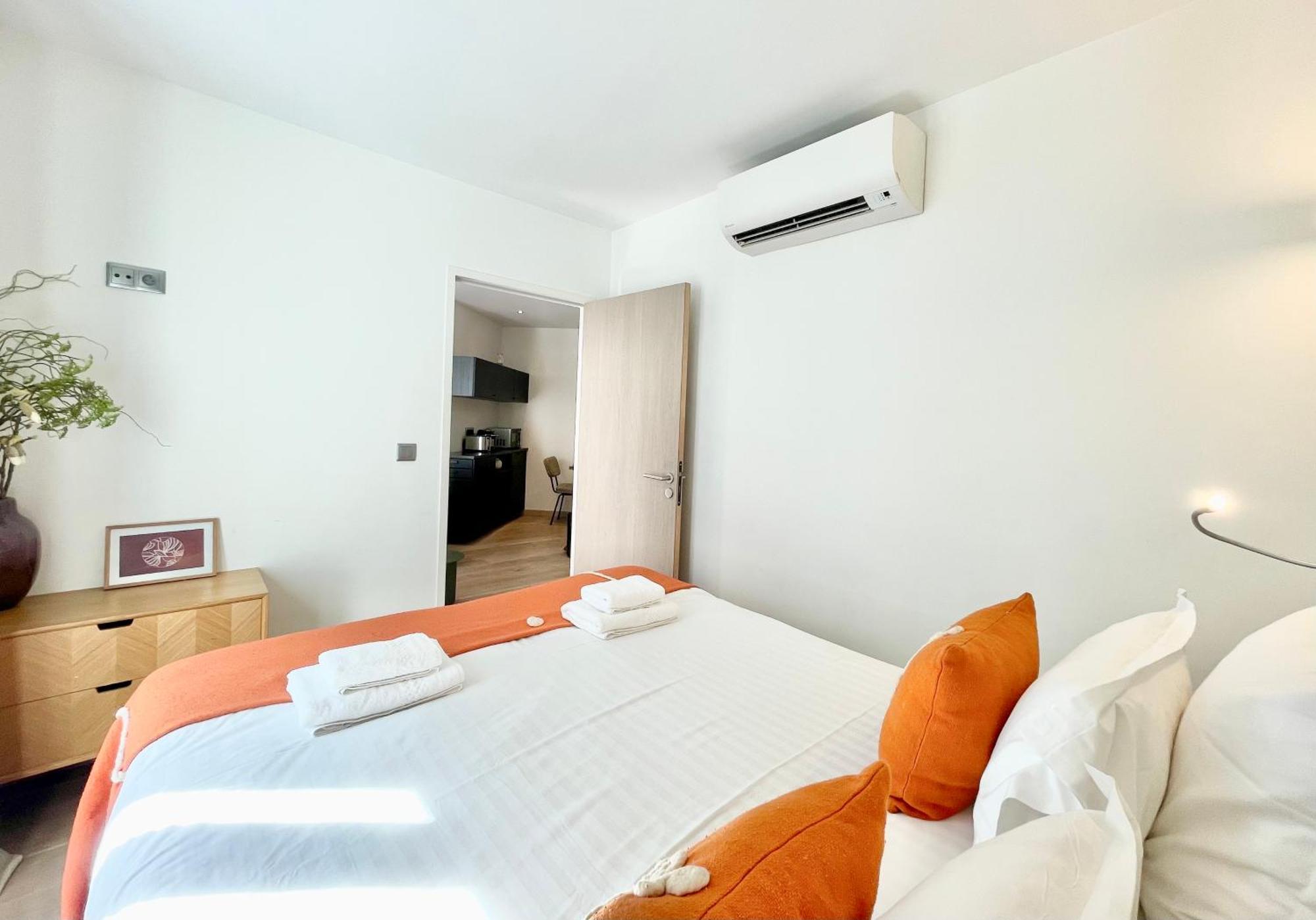 Apartment Parisian L Montmartre *