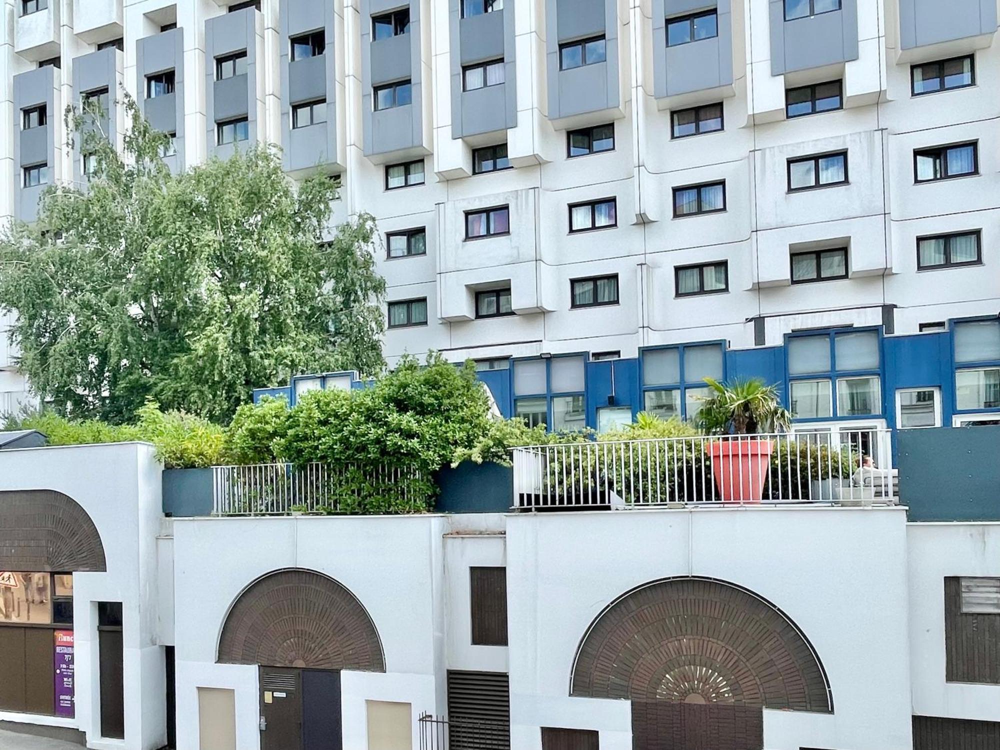 Apartment Parisian L Montmartre